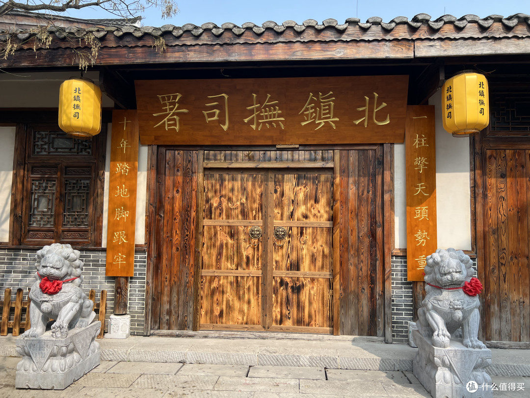今天的行程只有贵阳省博物馆和青岩古镇,如果只有男同胞可以回避古镇
