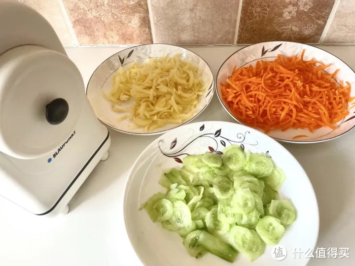 2023年最值得入手的切菜机推荐|电动切菜机实用吗？和传统擦丝器、手摇切菜机有什么区别？