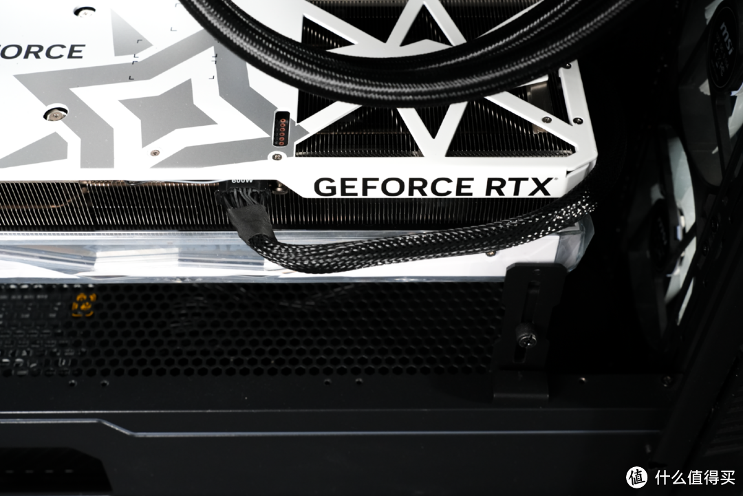 二万多元玩DIY主机(显卡篇)——影驰RTX 4090 星曜 OC上手实测:真·为所欲为!4K游戏想开啥开啥