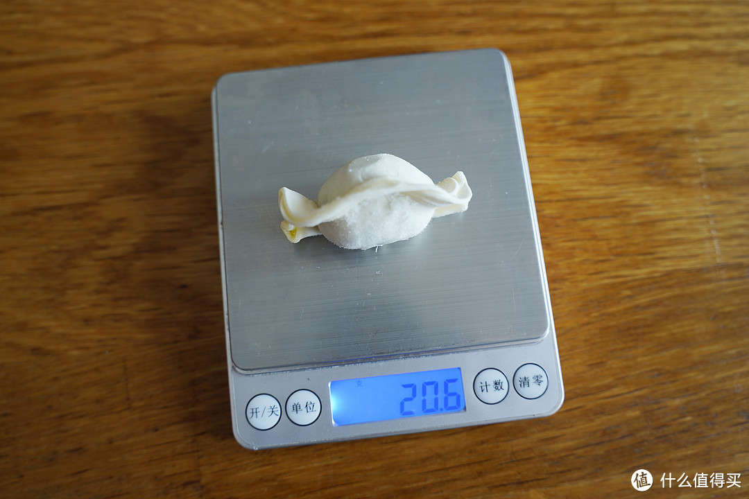 自费250块实测9款超市畅销素水饺,结果让我大跌眼镜,只有2款差强人意,真不如自家包!