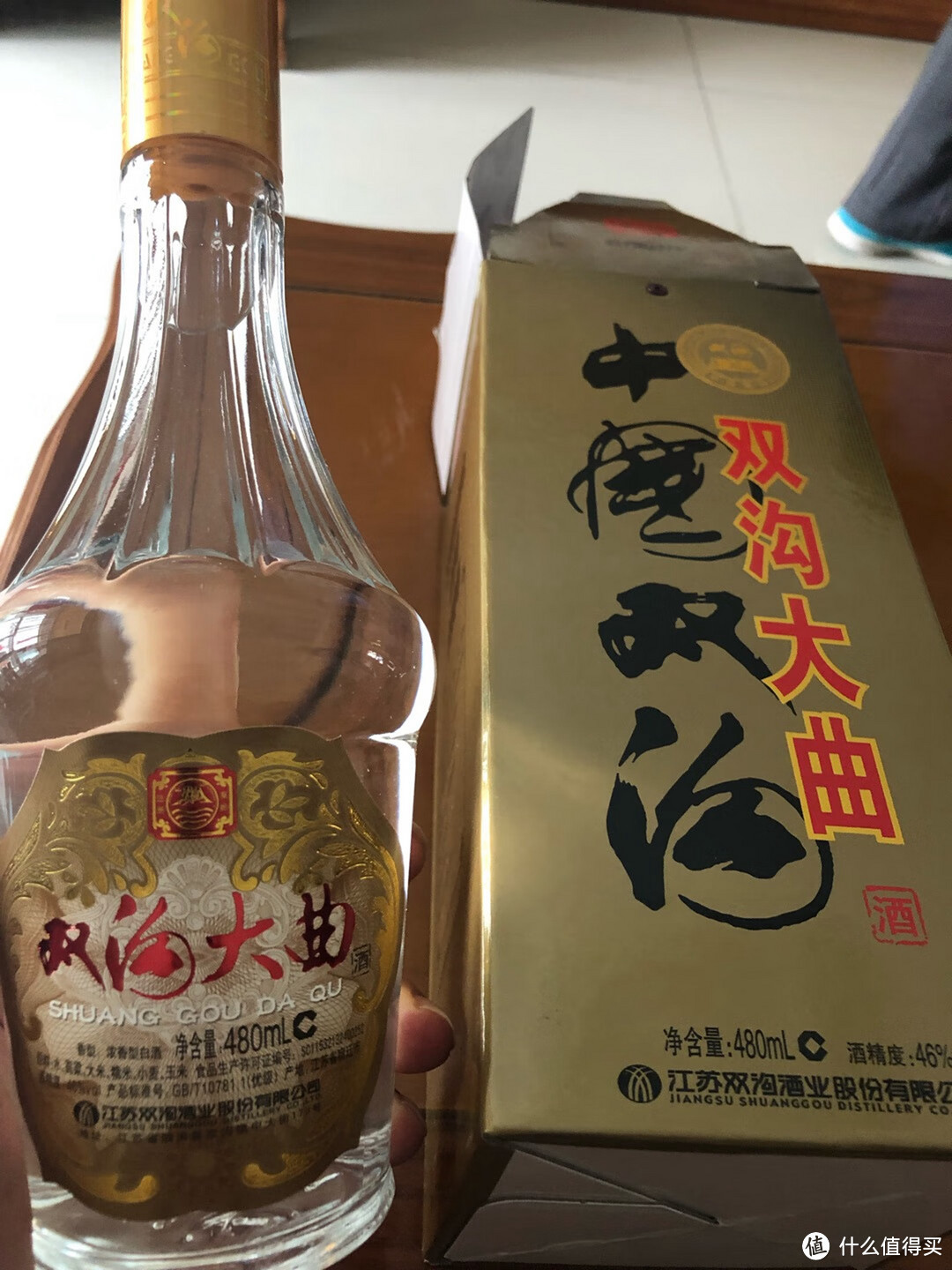 白酒度数高还那么辣，为什么还有人会喝上瘾？听听懂酒行家的解答