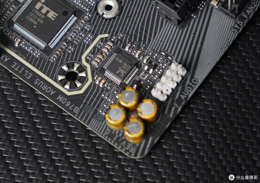 谁说蚍蜉不能撼大树?技嘉小雕B760M主板跑i9-13900K