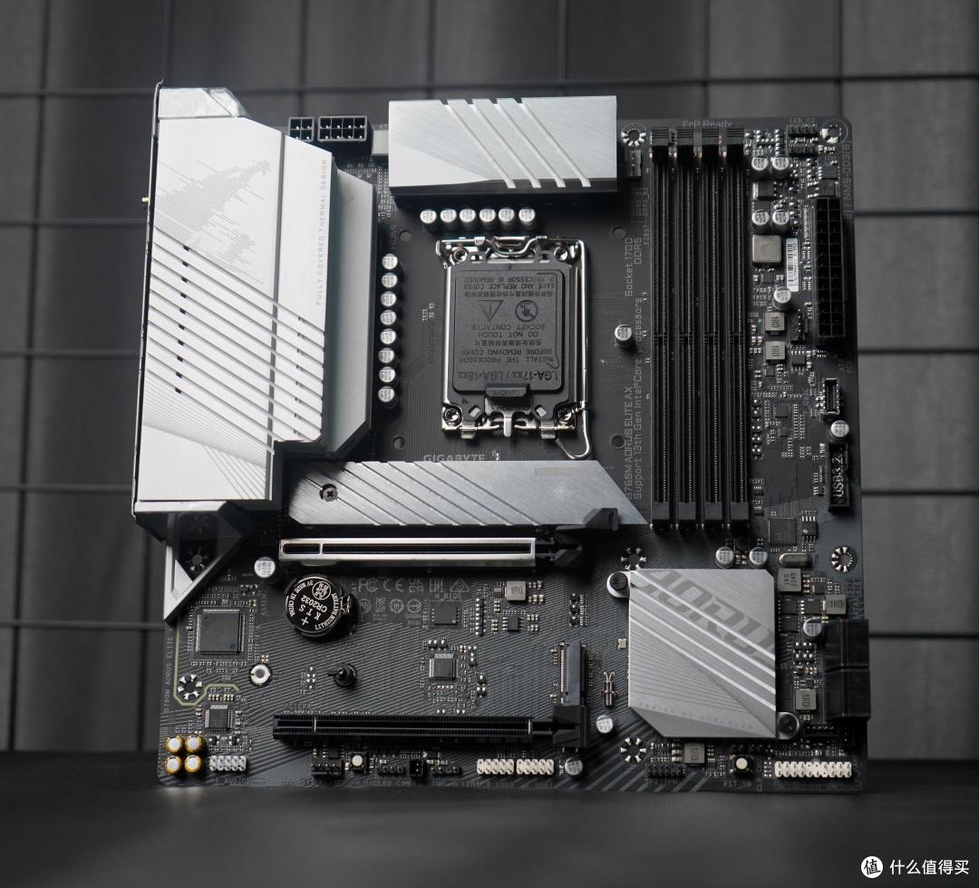 谁说蚍蜉不能撼大树?技嘉小雕B760M主板跑i9-13900K