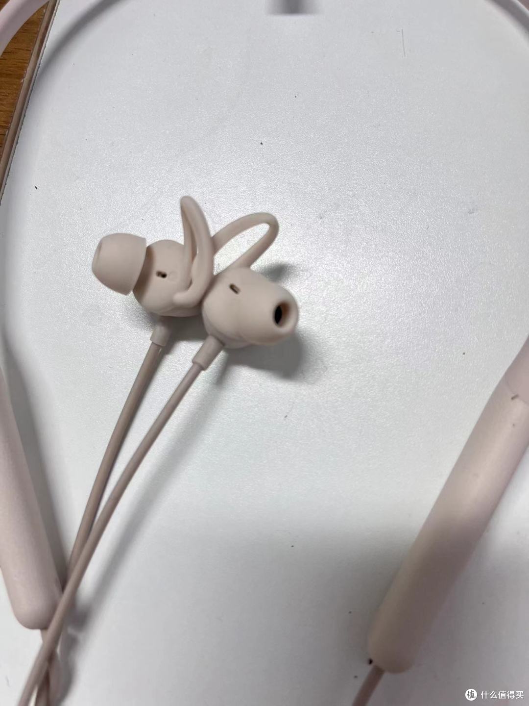 漫步者花再 EDIFIER Air+颈挂式运动蓝牙耳机