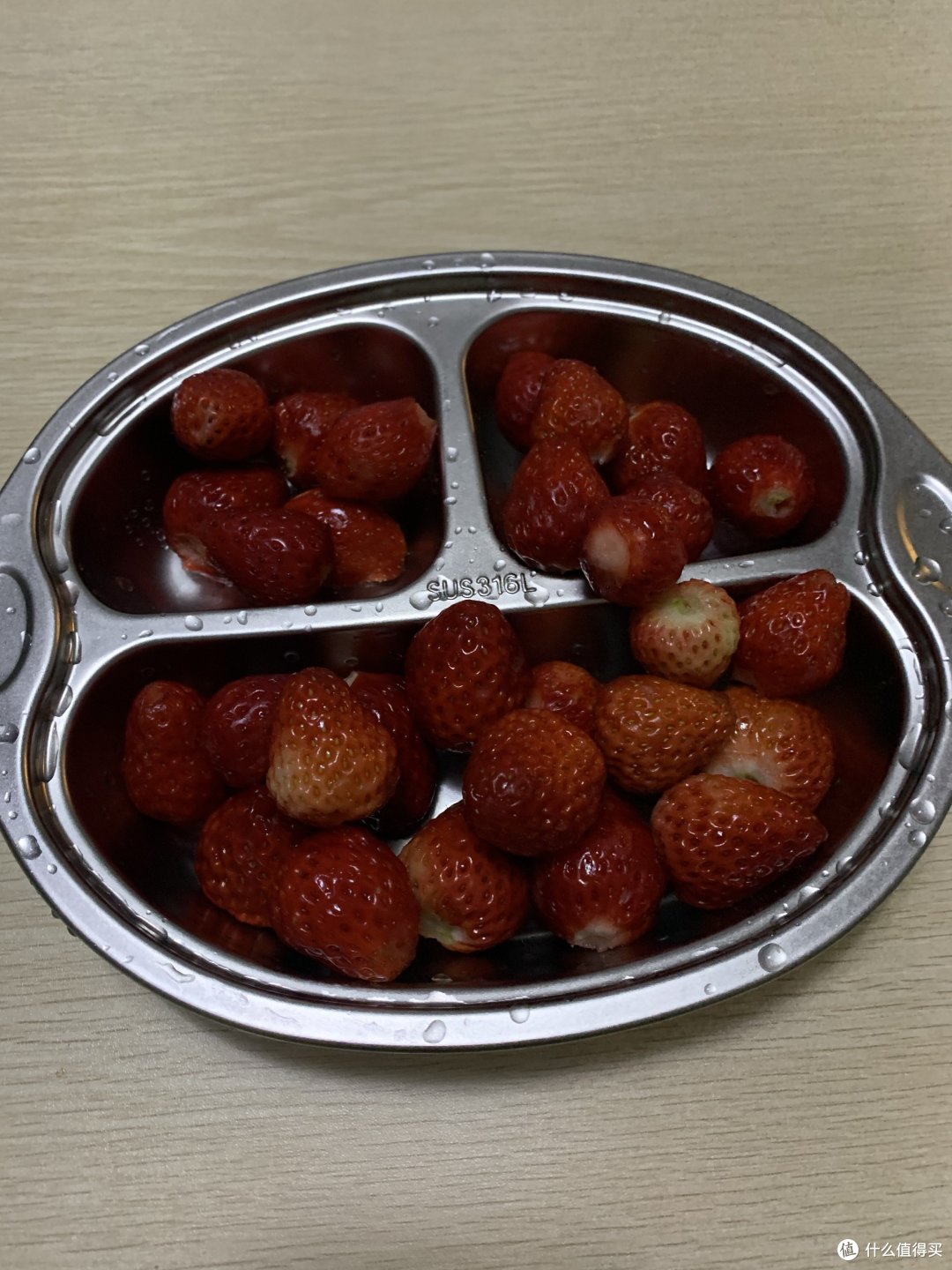 又到了吃草莓的季节了,减脂期补充营养全靠它!