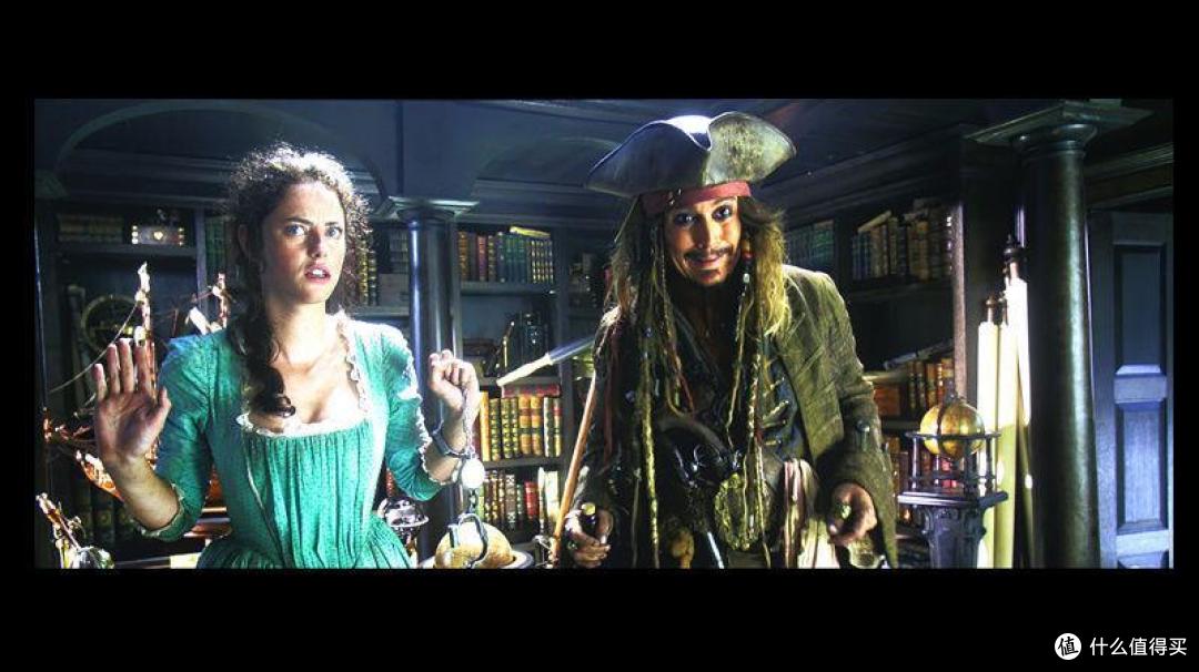 超越“中杯”的实力表现 索尼VPL-XW7000激光4K家用投影机详测