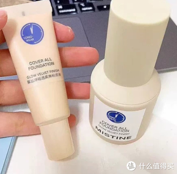 春日里的粉底,带来舒适与美丽