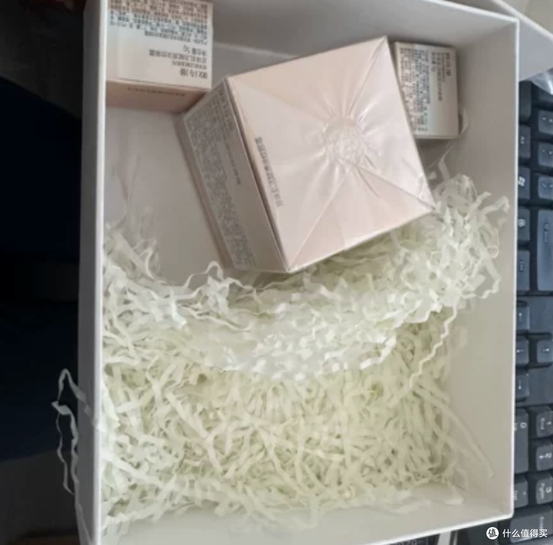 春日眼霜使用心得分享:呵护你的美丽双眸
