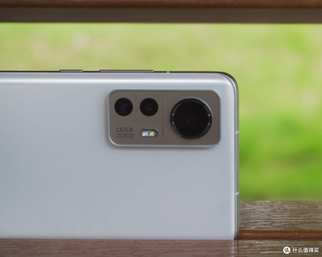 重回3029元,256GB+50W无线+骁龙8Plus,老旗舰跌到“红米价”