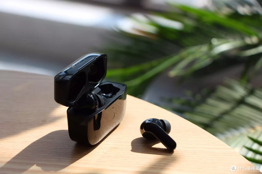 便携舒适玩出色，畅享美妙音质，HIFIMAN TWS500真无线蓝牙耳机