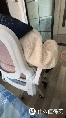 永艺人体工学MISS女性椅:专为女性打造的座椅,让办公更舒适