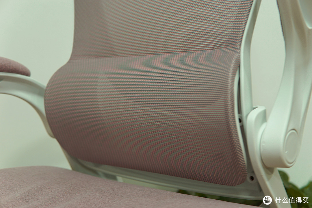 舒适再升级，永艺人体工学MISS女性椅新鲜体验