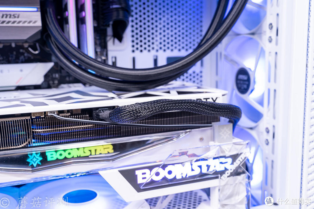 外观精致,设计感一流,宇瞻ZADAK SPARK DDR5 白色RGB内存条 评测