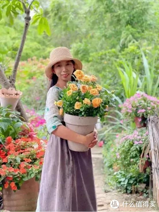 重庆一37岁姐姐火了，花园“美轮美奂”，犹如“童话世界”晒晒