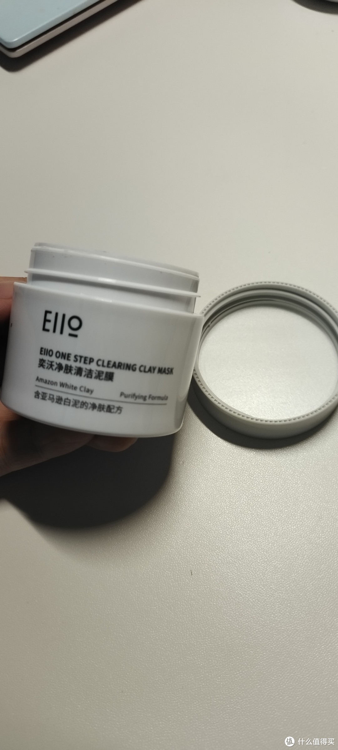 Eiio泥膜所有黑头♠通通全部消灭掉，瞬间get光滑细腻皮肤。