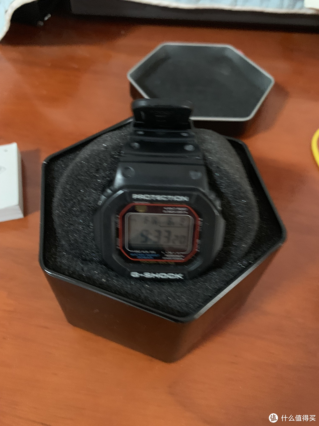 时光🕙的齿轮推动命运的齿轮⚙️,每个人都是命运的主角。而我可能只是小丑🃏——我和钟🕙表