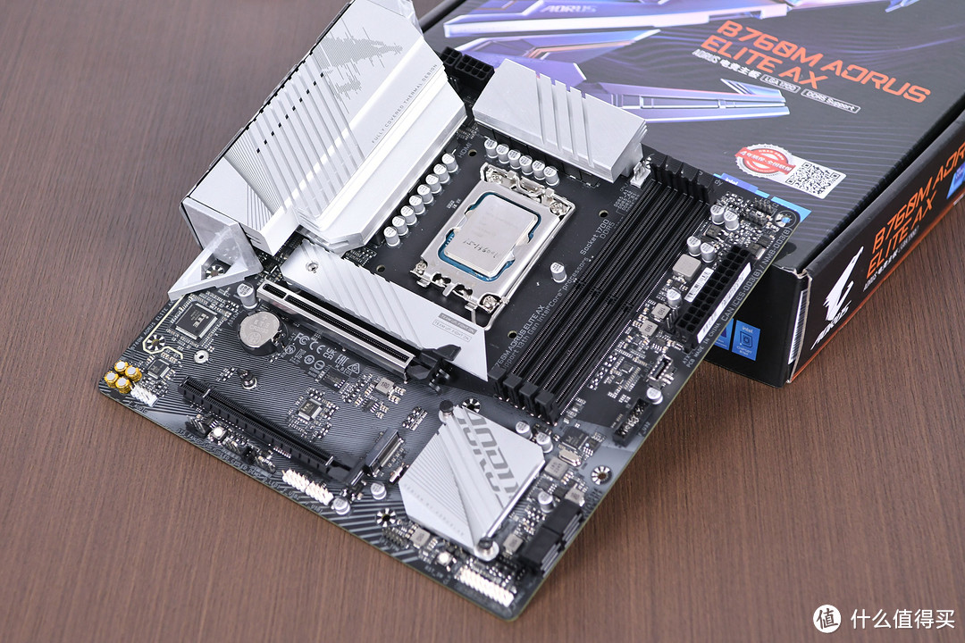 探索海力士A Die性能上限!博德斯曼DDR5 6800开启高带宽与低延迟模式