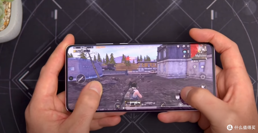 春季换机季！OPPO Reno 9 Pro +手机评测：优质设计，外形纤薄，性能不赖