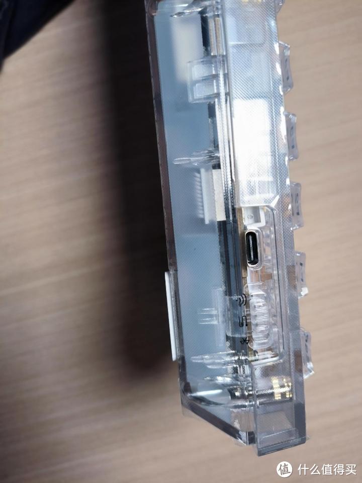 京造JZ750全透明键盘上手体验,代表极客精神的工艺品!