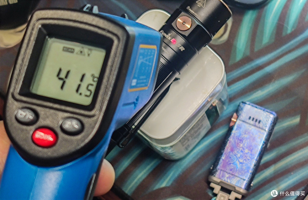 EDC佳品,保证足下安全:FENIX E35R手电