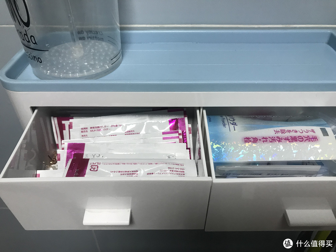 艾思维磁吸式牙刷置物架,平稳易用