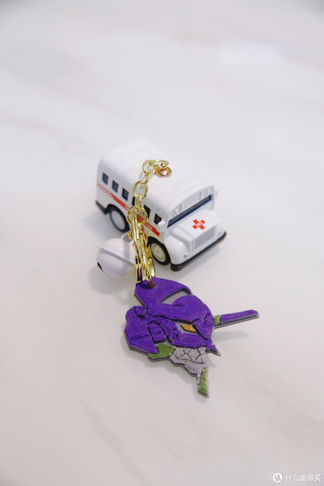 3D打印的EVA初号机钥匙扣，涂色简单又好看，成了儿崽的社交神器～