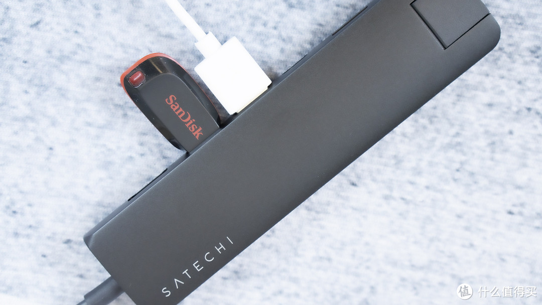 笔记本电脑的好帮手,SATECHI TYPE-C超薄多功能拓展坞开箱及使用体验分享!