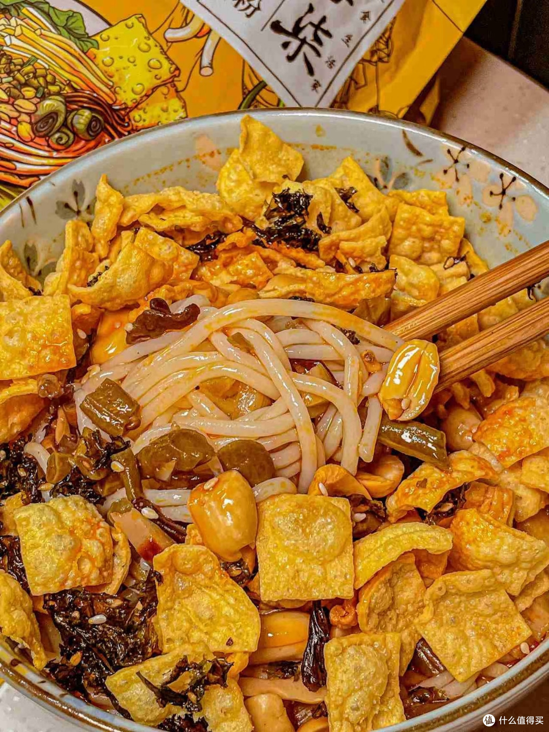 春日宝藏美食之李子柒螺蛳粉,价格便宜实惠非常喜欢的食用的!