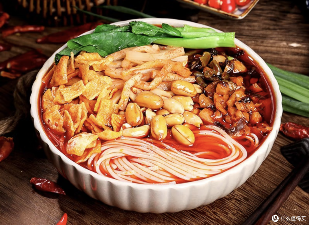 春日宝藏美食之李子柒螺蛳粉,价格便宜实惠非常喜欢的食用的!