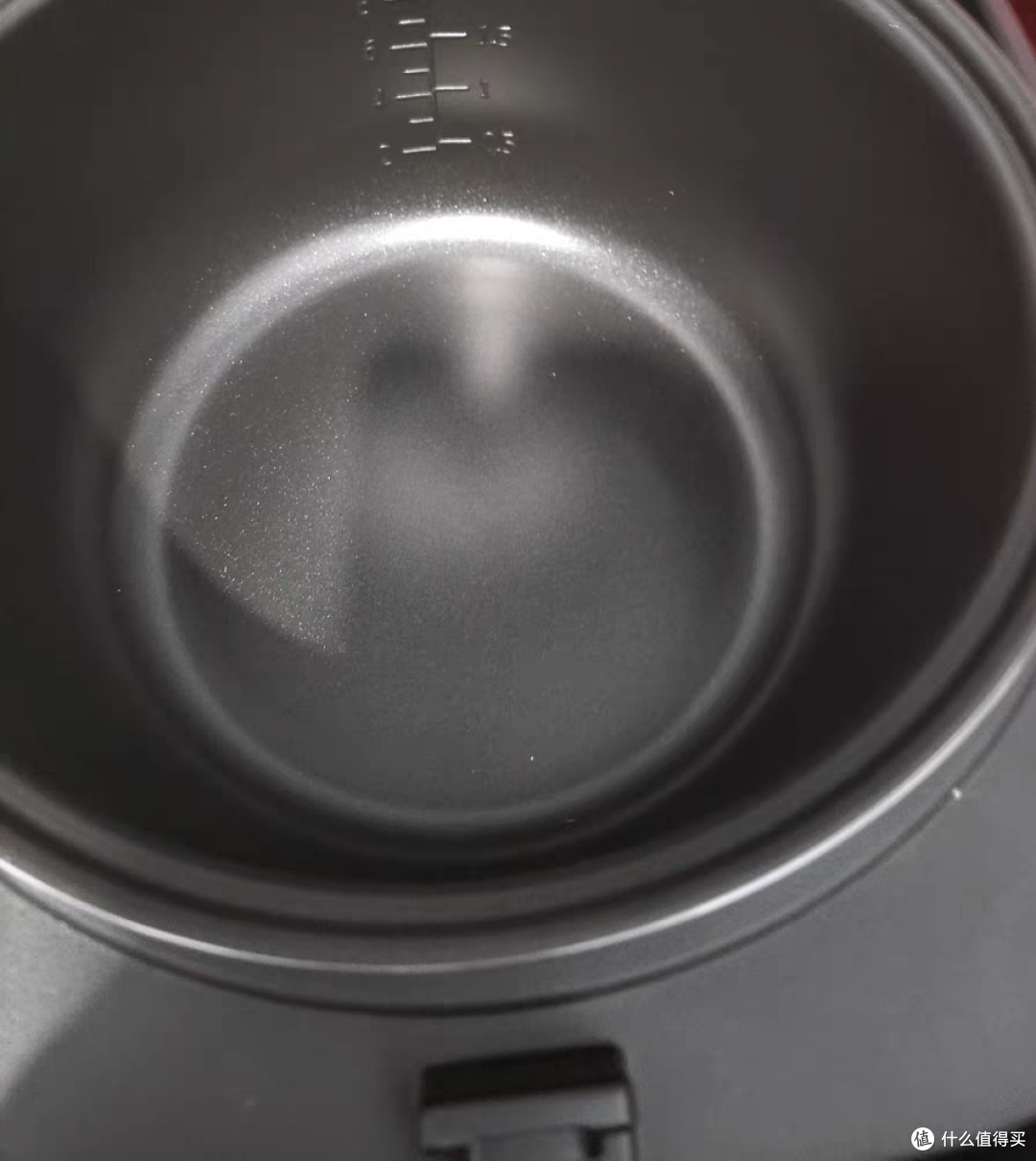 秀色可餐,算是有实力有颜值啦