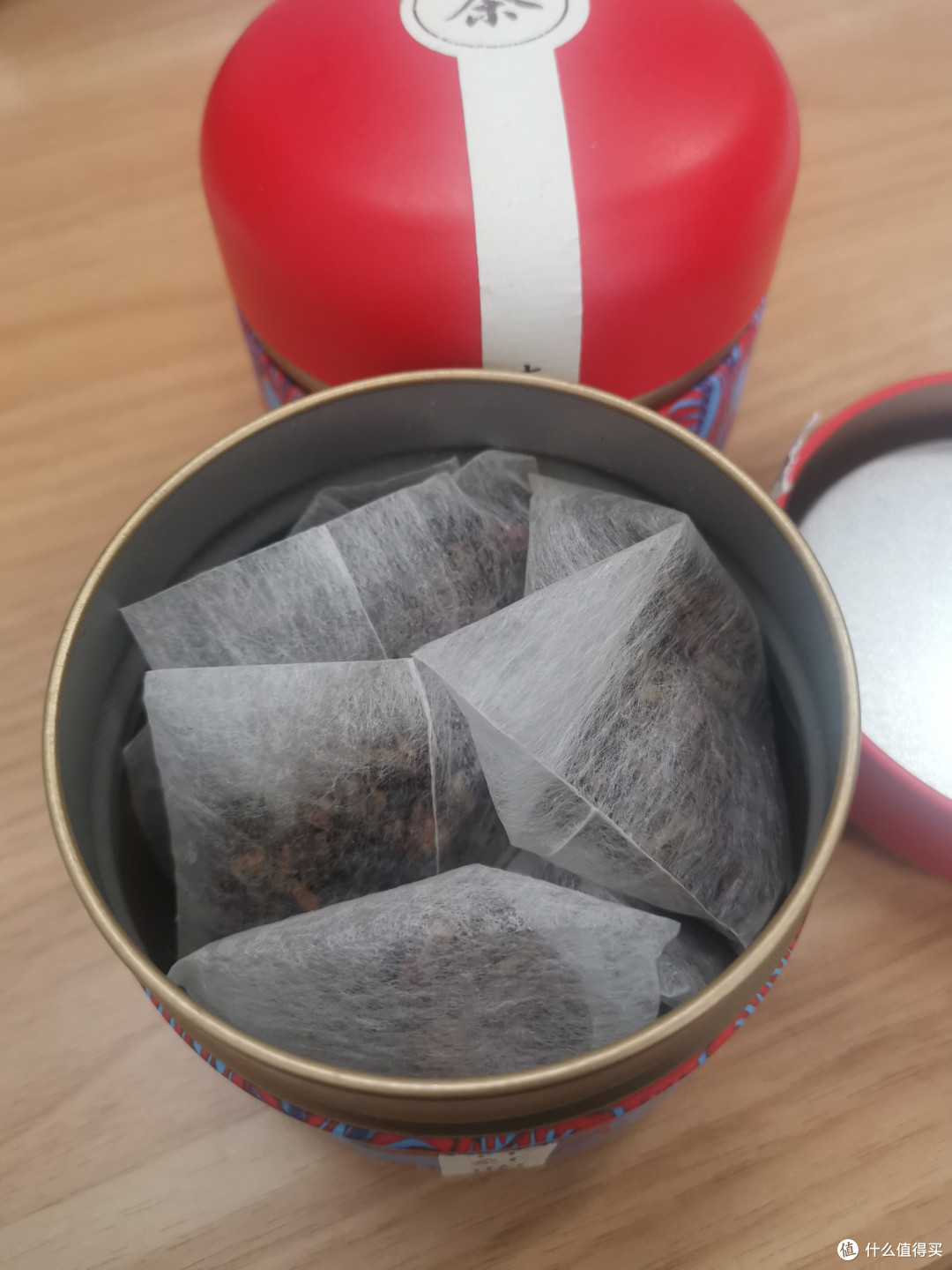 喝过三罐后,真心觉得青稞红曲茶还不错,再与大家分享一下