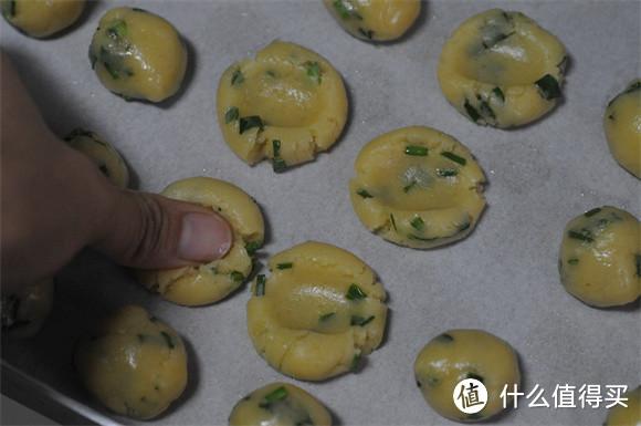 不用模具,不需黄油!这款懒人小饼干一定要试试,一口下去满嘴香