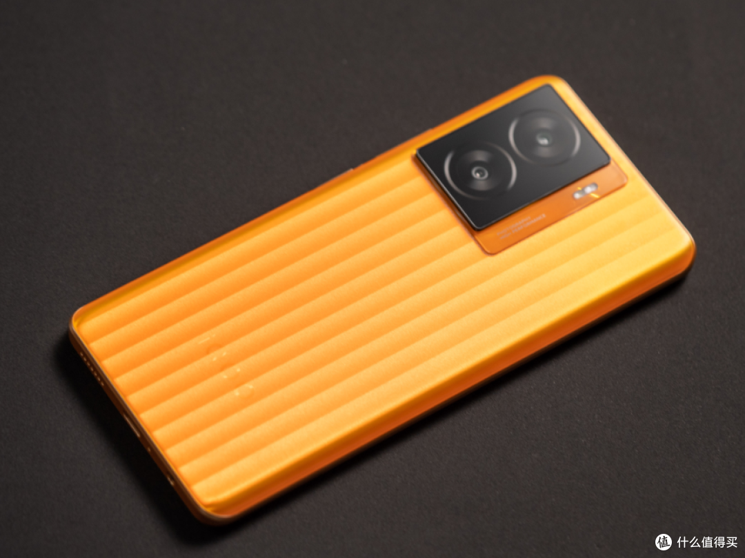 iqoo新机很"懂事",12gb 256gb 120w,ois光学防抖手机仅1899元