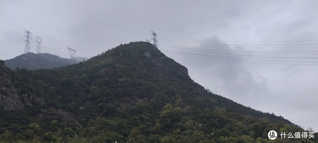 雁荡山/观音洞游记攻略民宿/住宿餐饮/十二生肖雕塑/山涧的庙宇看起来怎么样？爬山经验