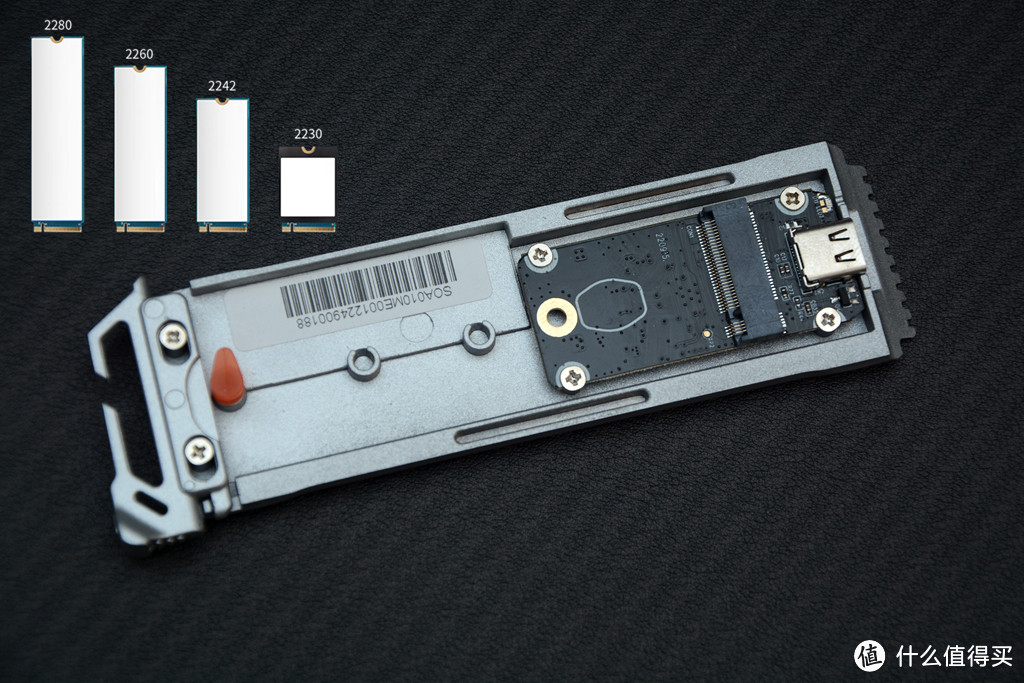 颜值与速度并存，免工具安装，酷冷至尊神钥Air M.2 NVME硬盘盒开箱