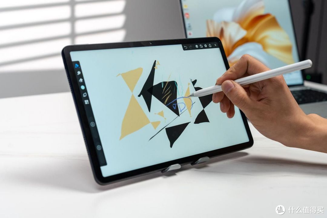 华为MatePad11英寸 2023款发布，纸感柔光屏引领无纸化学习新体验