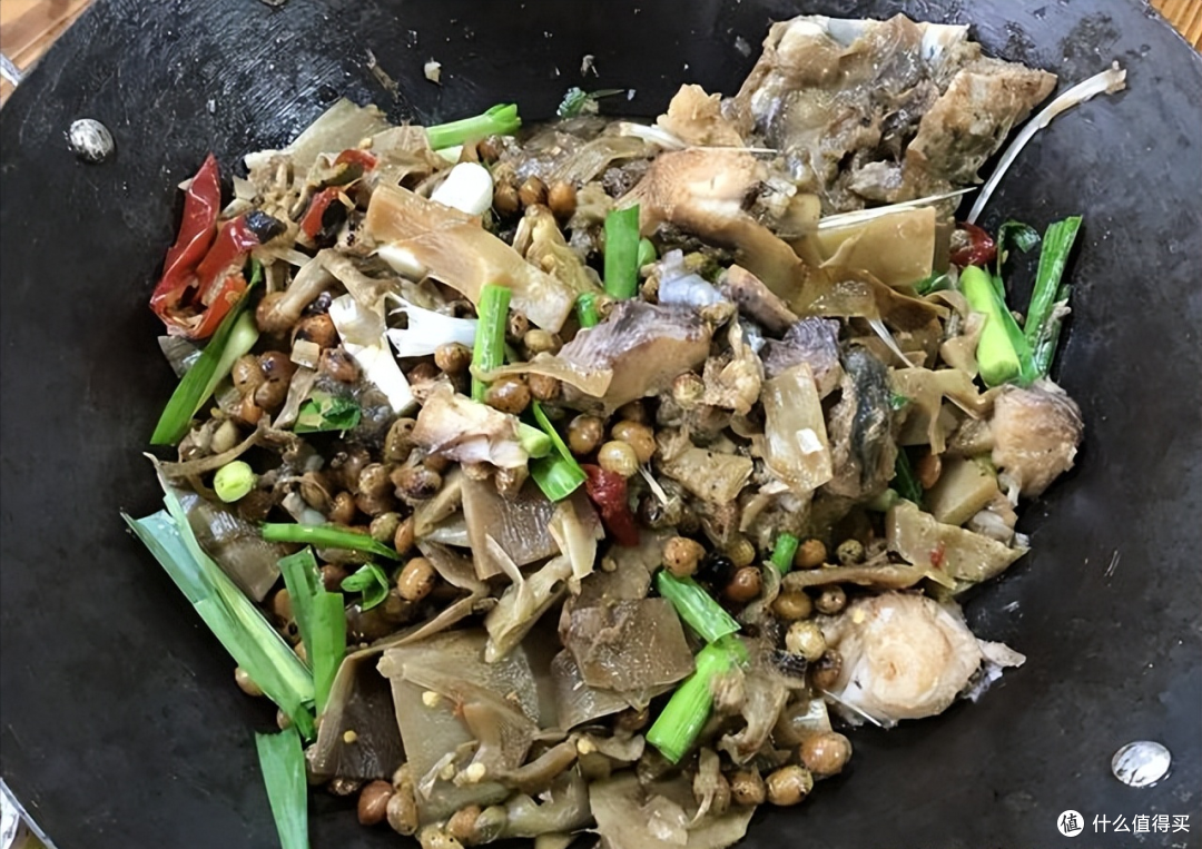 一百块钱的酒席能吃啥?10菜1汤简单美味,1年1次值得期待