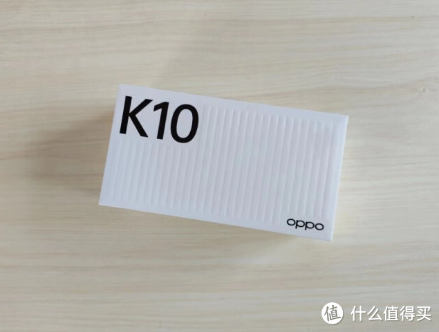 封闭式立体双扬声器，X轴线性马达，OPPO K10