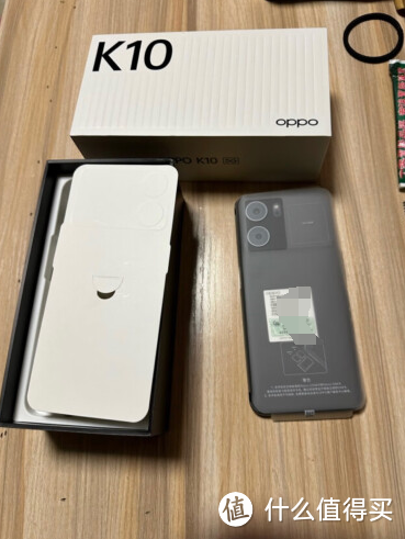 封闭式立体双扬声器，X轴线性马达，OPPO K10