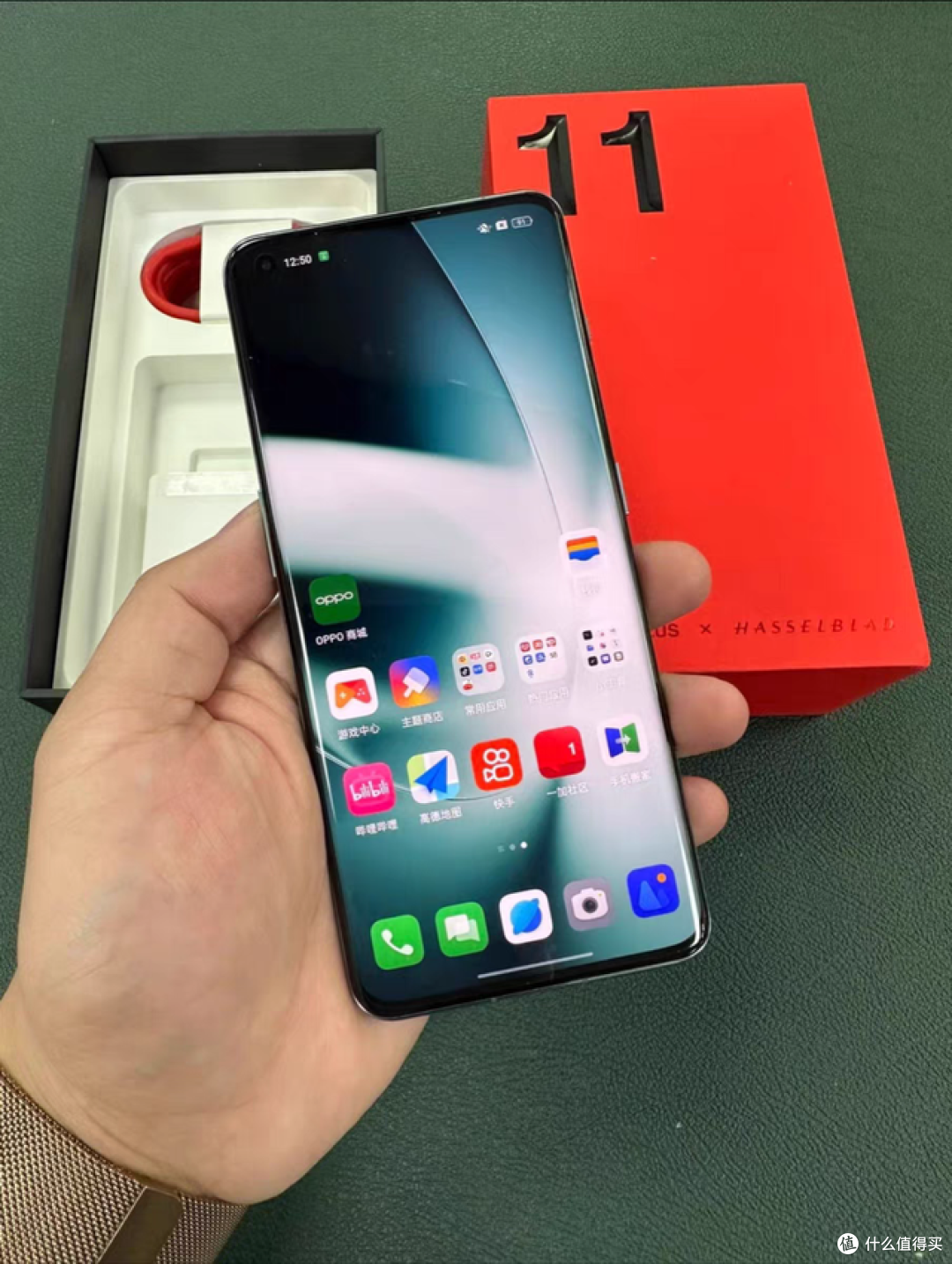 性价比旗舰机, 一加 11和小米13 怎么选?