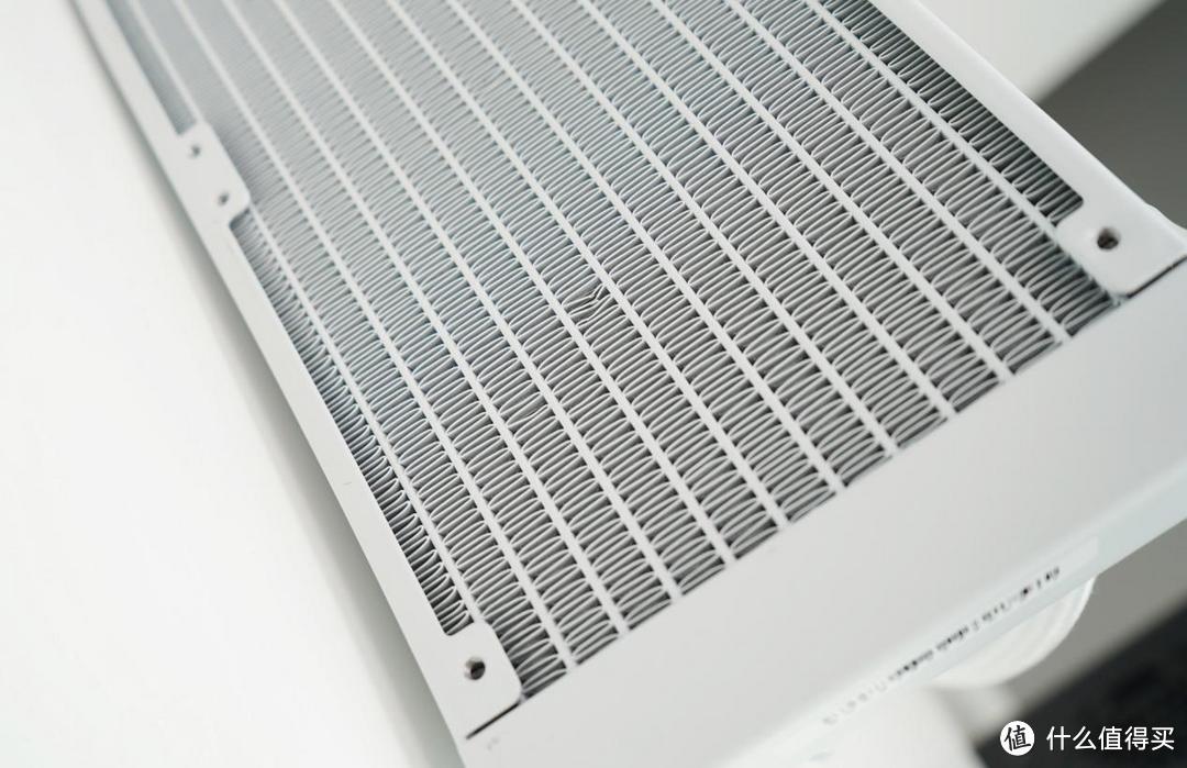 13香i5+B760主板+RTX3060Ti显卡：打造白色高颜值性能主机