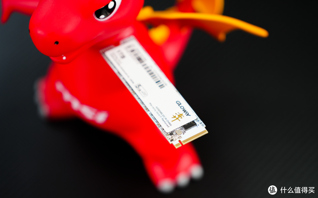 还看国外货？光威弈PCIe4.0固态实测：速度上7000，价格真抄底！