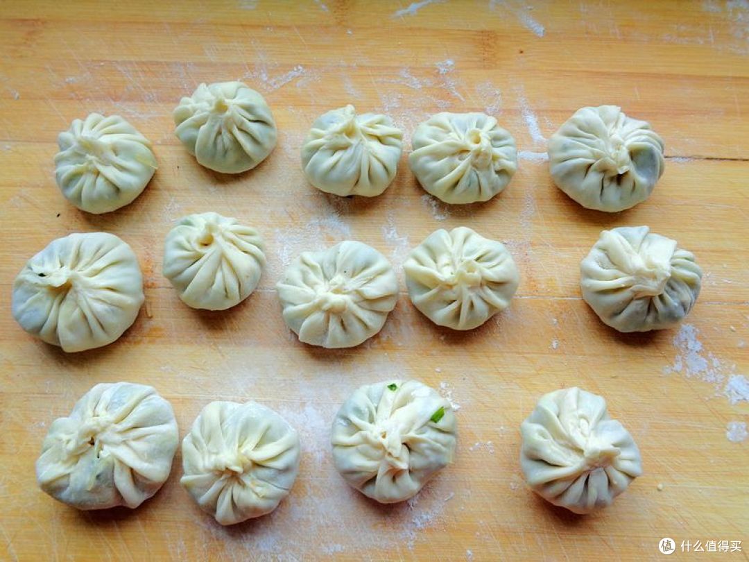 用春天第一鲜做煎包,不发面不揉面,养脾胃,酥脆香真好吃