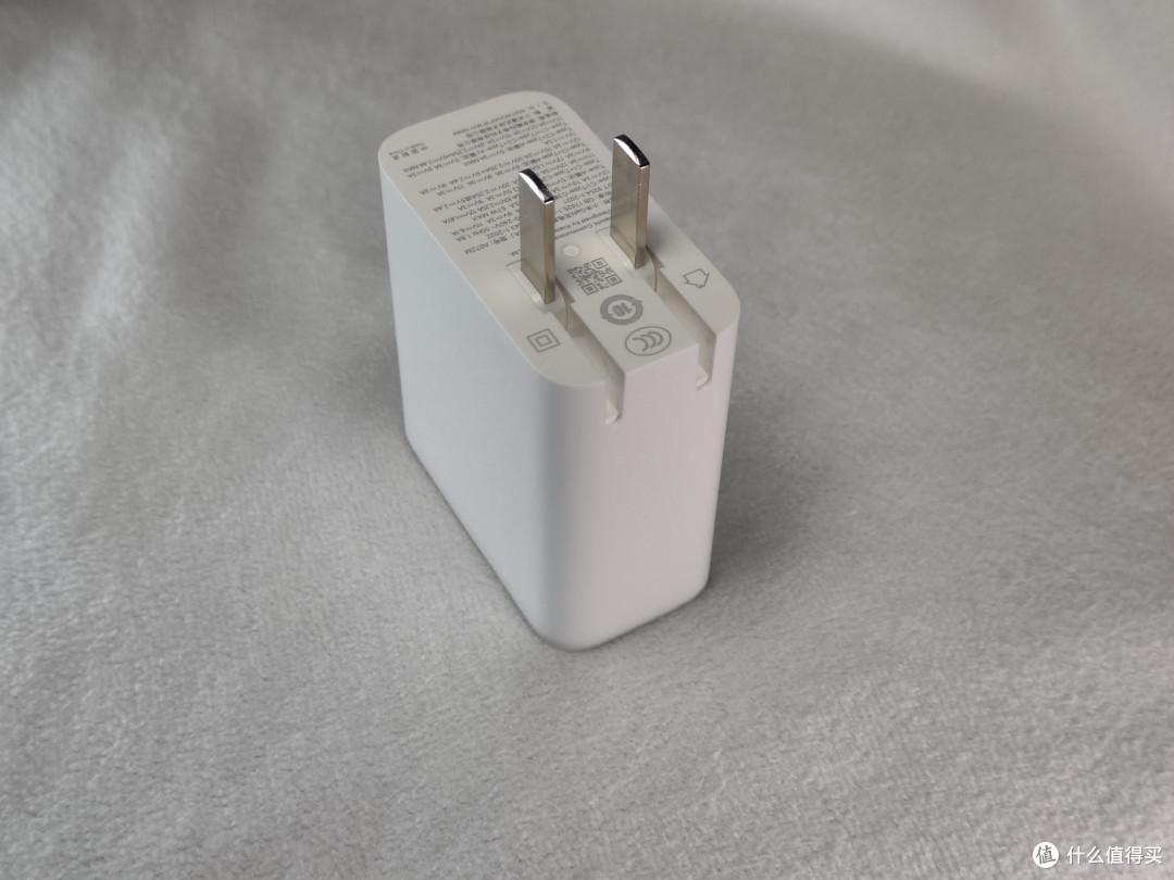 67W充电器首选,一个顶三个,小米67W 2C1A三口氮化镓充电器实测使用体验