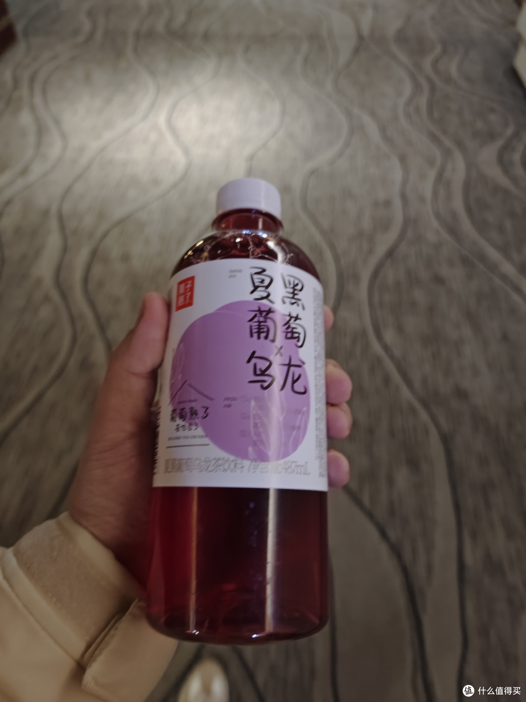 看春季新片铃芽之旅喝的夏黑葡萄乌龙饮料!(含电影总结,不含剧透)