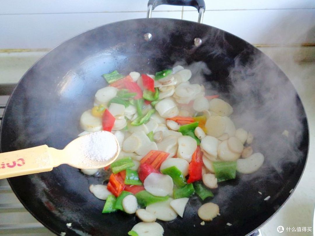 剩菜变美味,几分钟炒一盘,下酒下饭真解馋