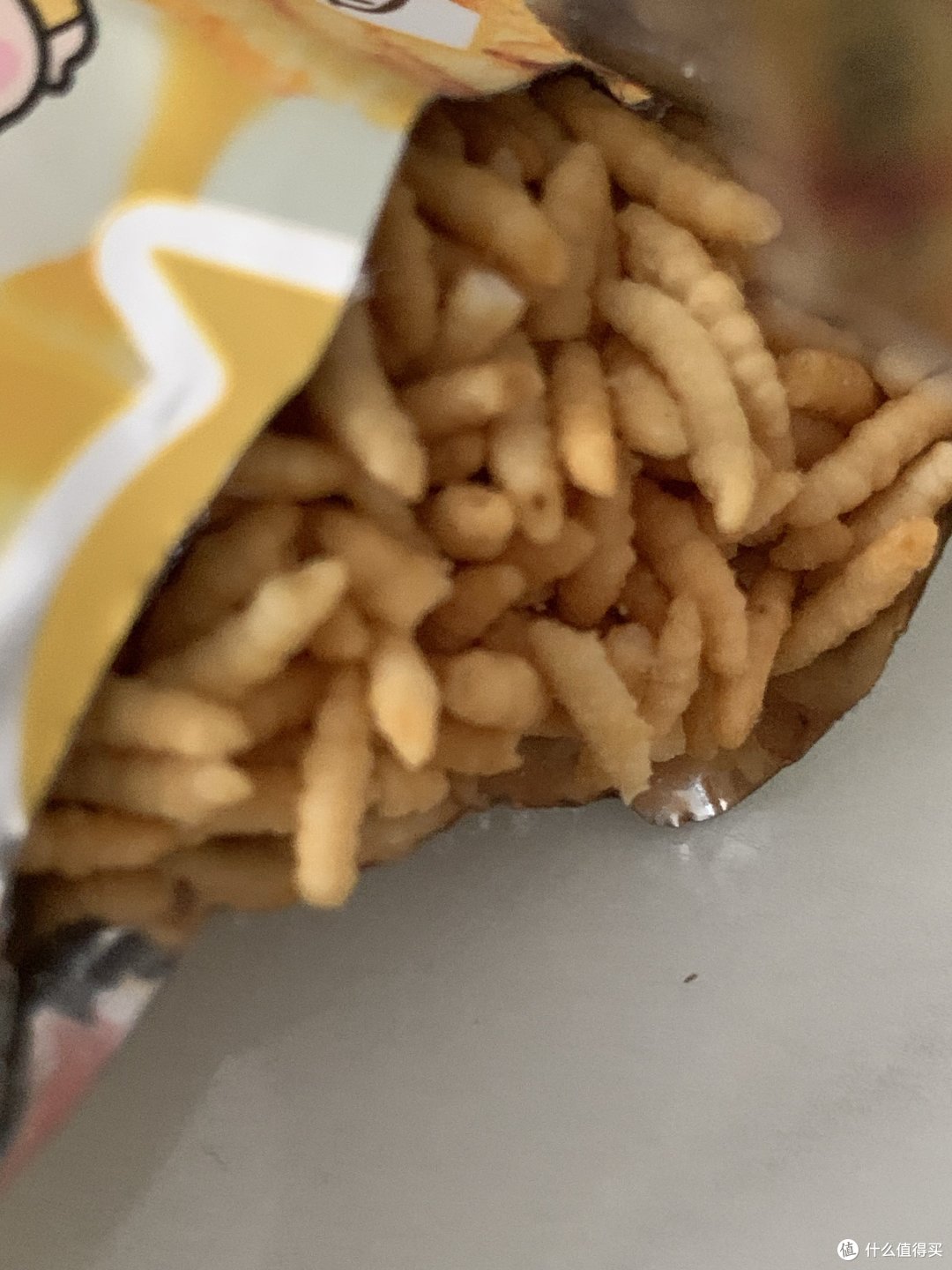 高铁一等座送的休闲小零食不怕胖就吃吧！超好吃啦！