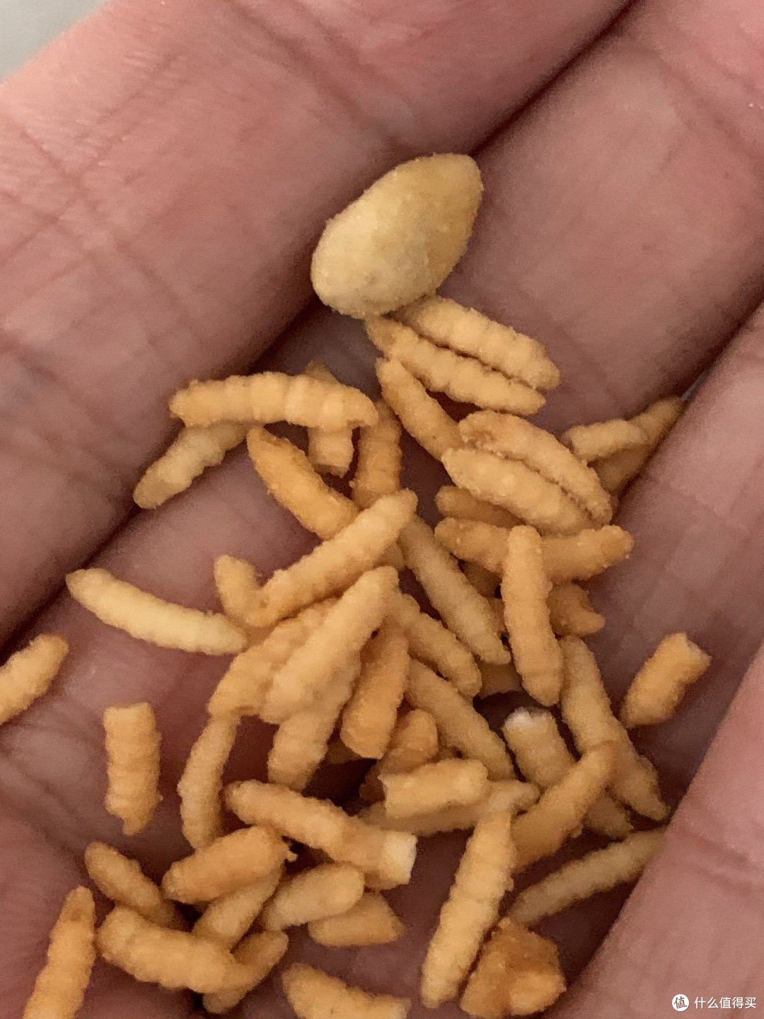高铁一等座送的休闲小零食不怕胖就吃吧！超好吃啦！