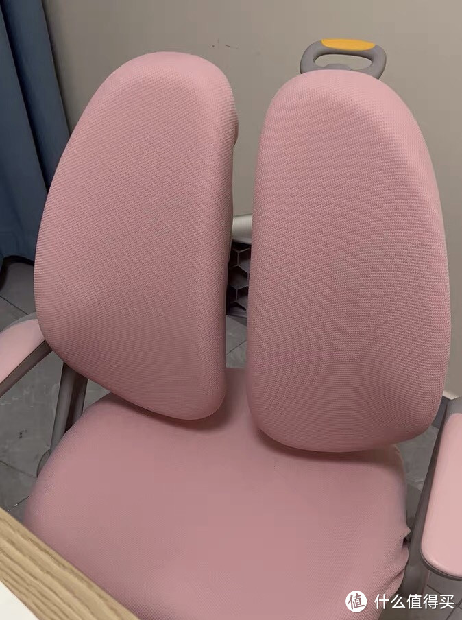儿童学习椅的选择，粉色爱果乐