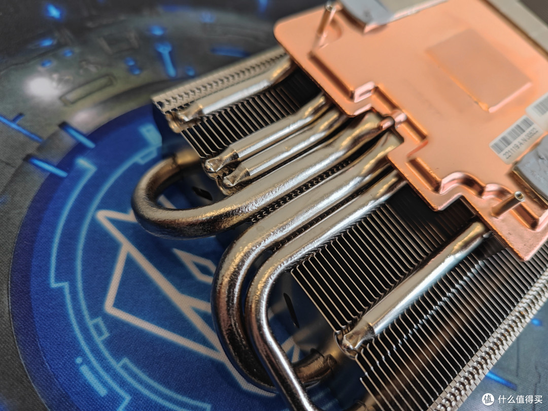 蓝宝石 RX 7900 XT 20G D6 超白金OC拆解图赏